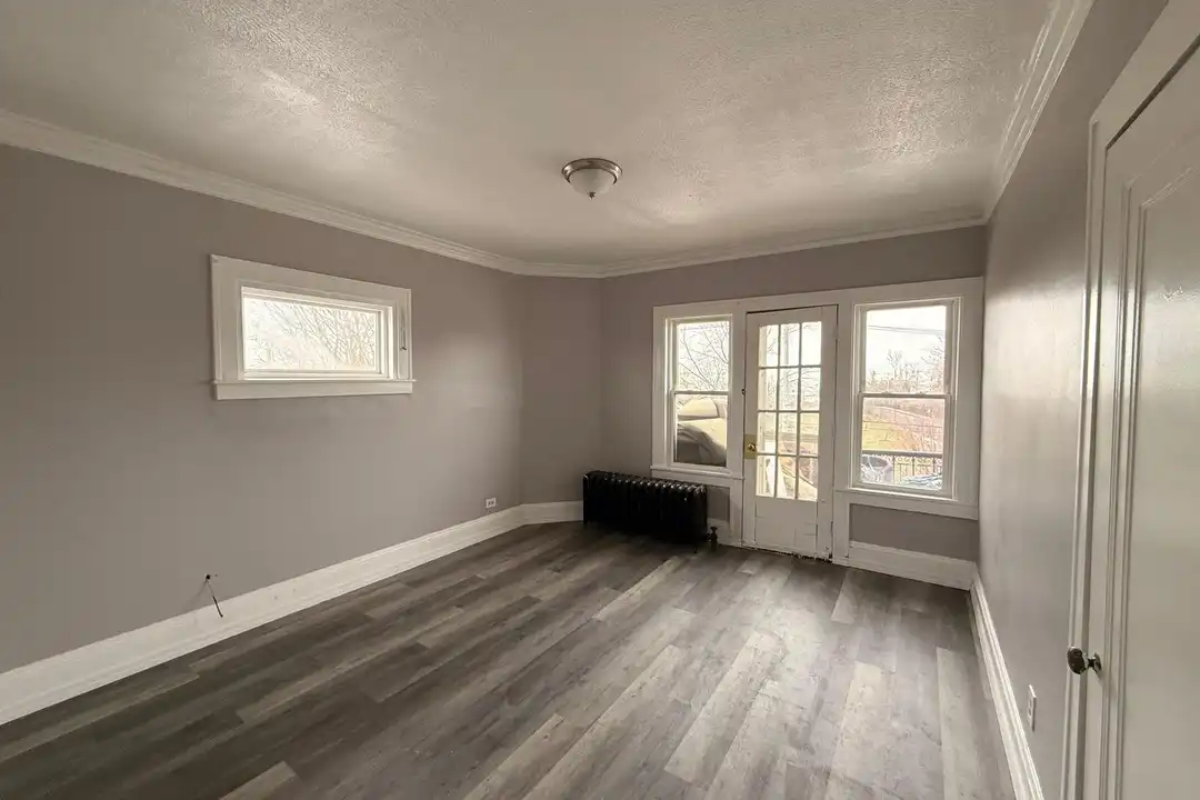 14300 Lakeshore Blvd unit 1 – photo 1