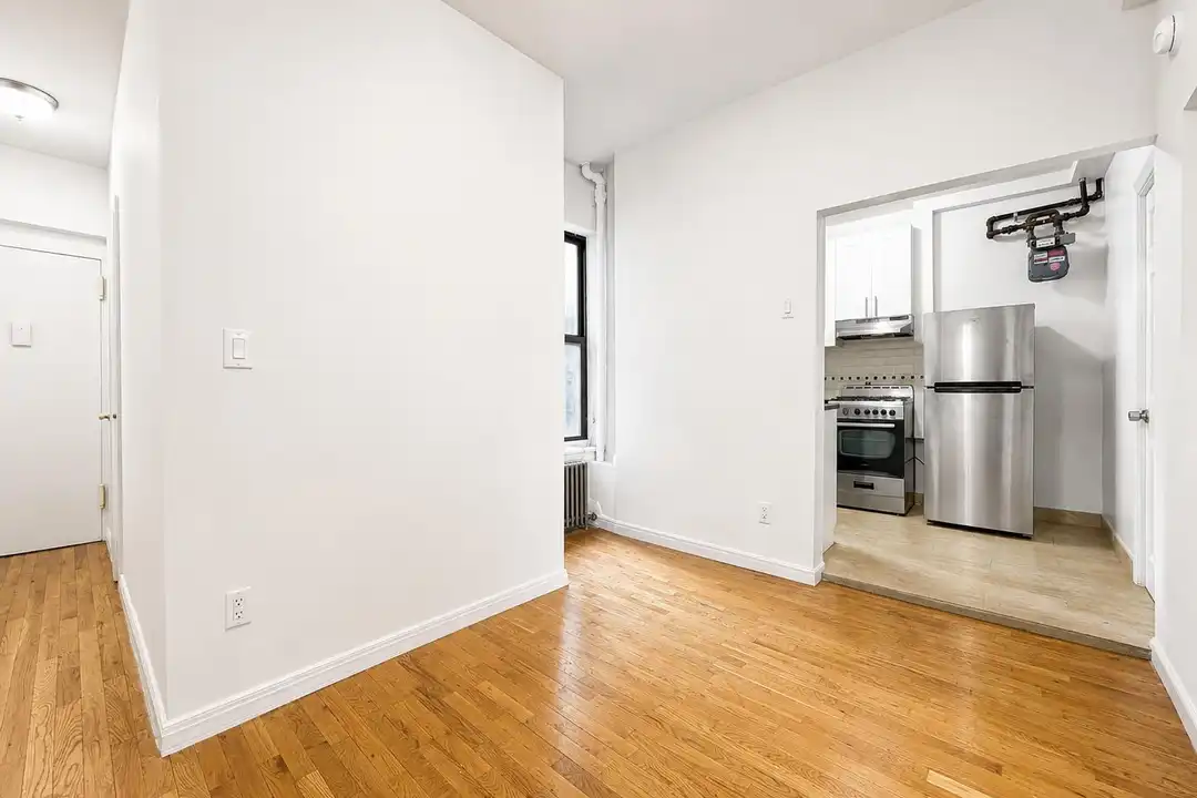1270 1st Ave unit 5B - View 5