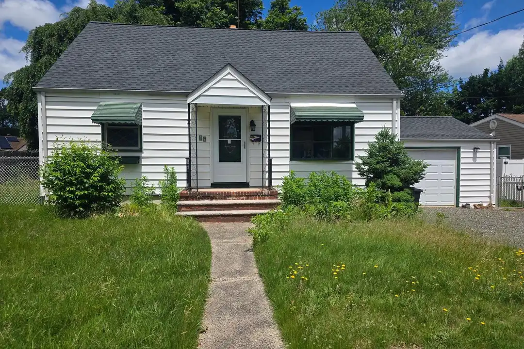 27 Koehler Dr - View 2