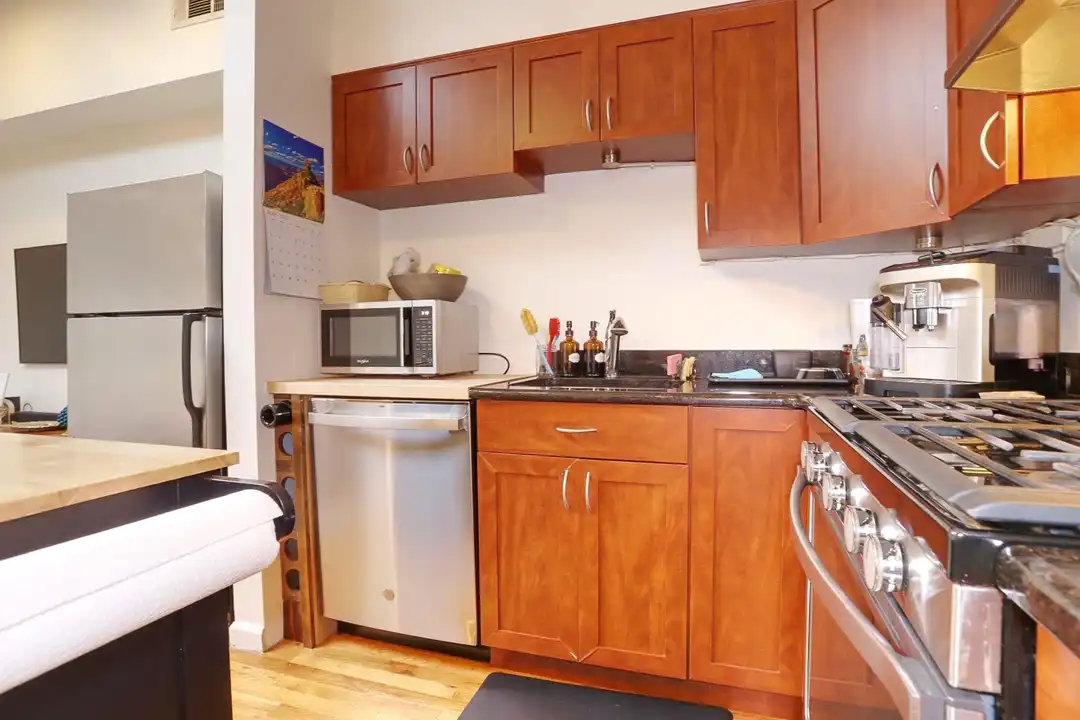 519 Monroe St unit 3B - View 4
