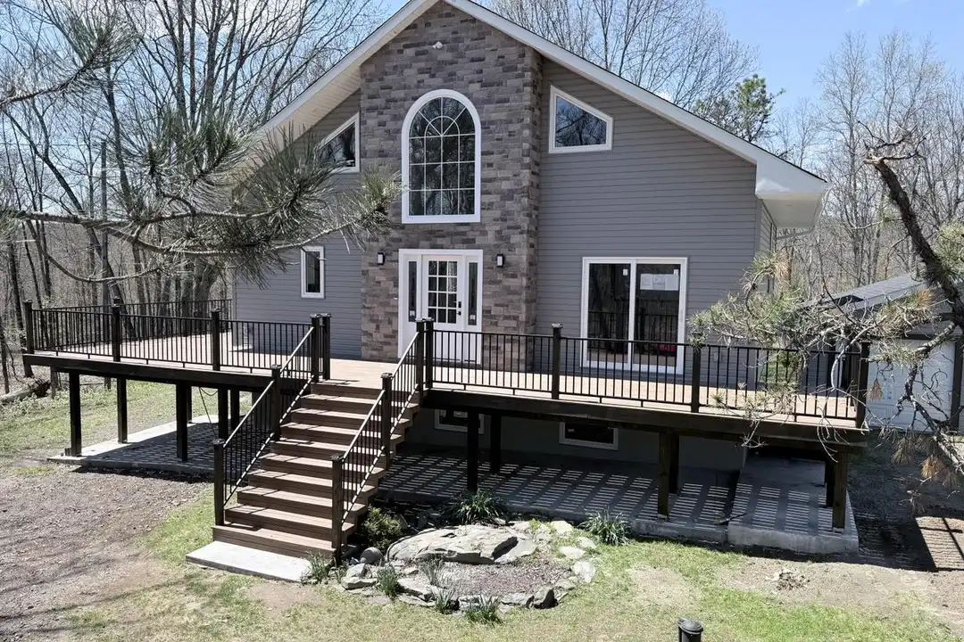 122 Mt Snow Rd - View 2