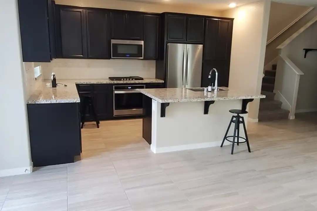 3008 Lone Silo Ave - View 4