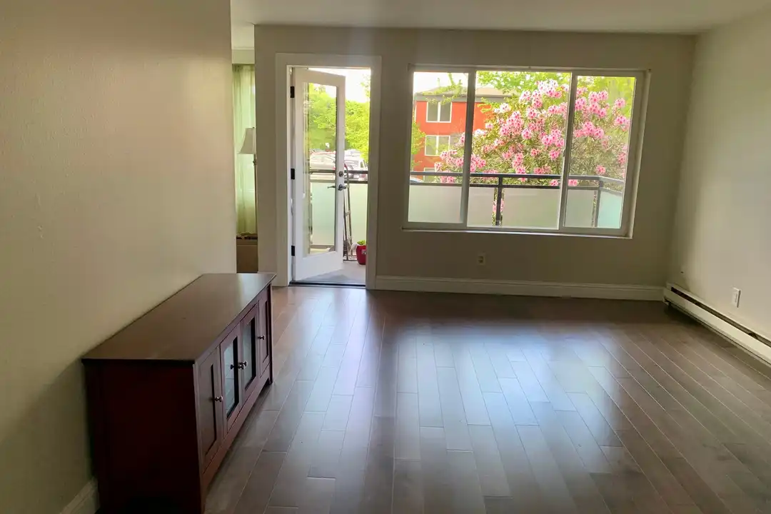 5818 NE 70th St unit A212 - Aanzicht 2