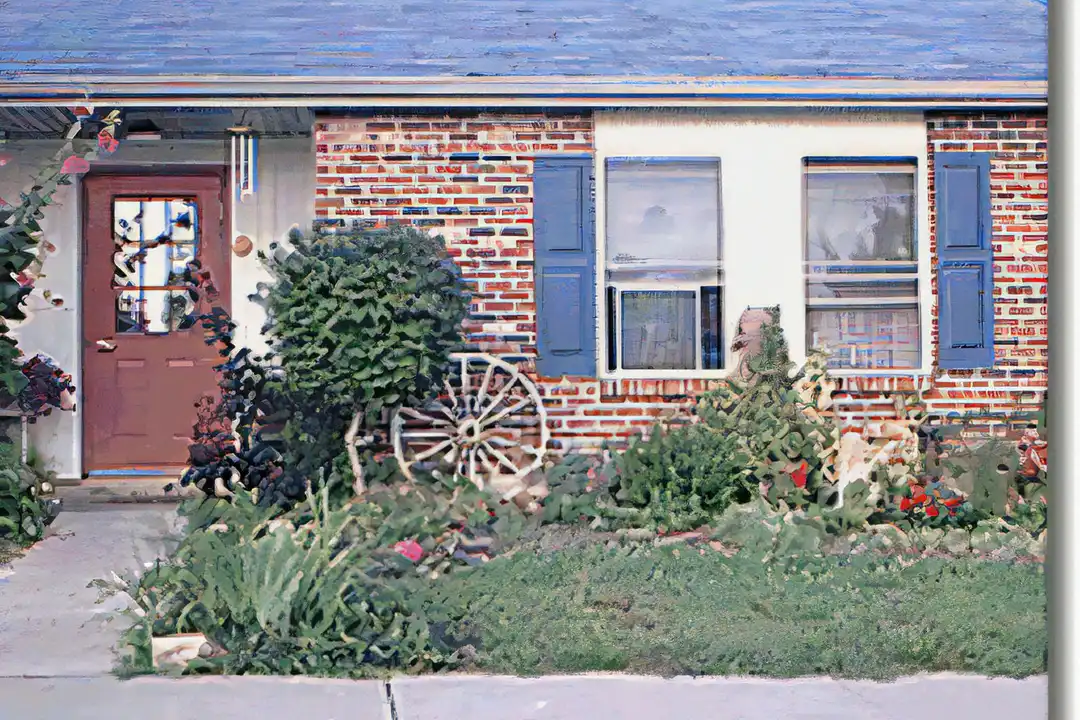 835 Arlington Dr unit 101