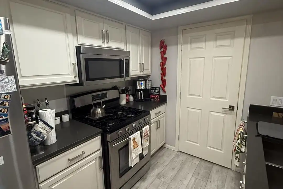 23680 Pondview Pl unit 1 - View 5