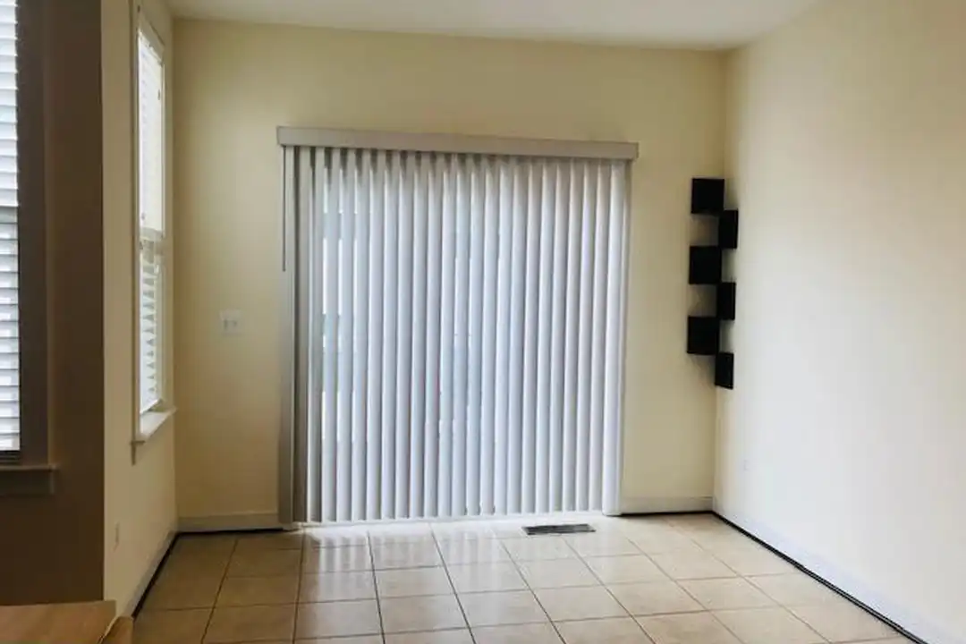 201 Shamrock Dr unit 3120 - View 5