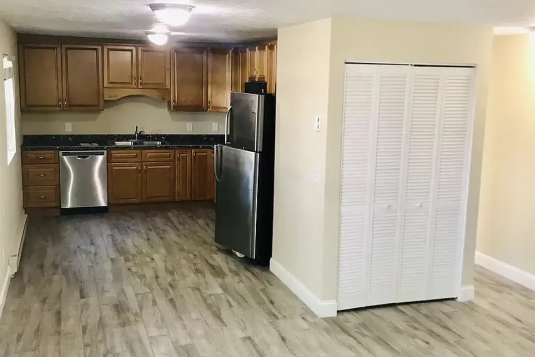 1537 Benjamin Ct – photo 1