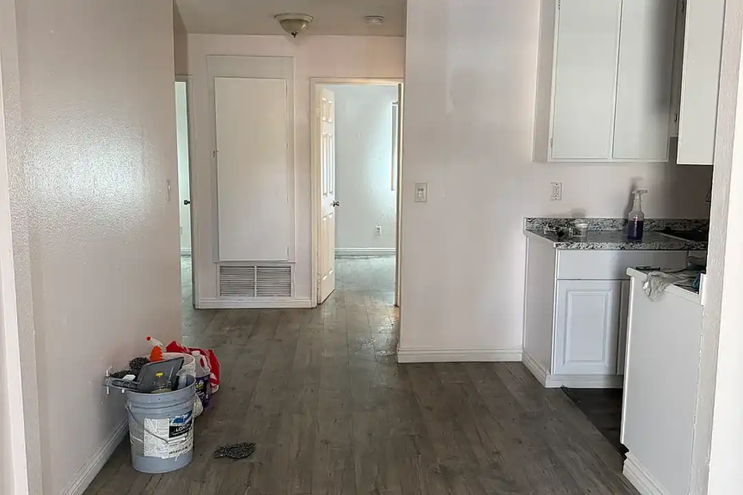 Segovia Apartments – photo 1 of 28