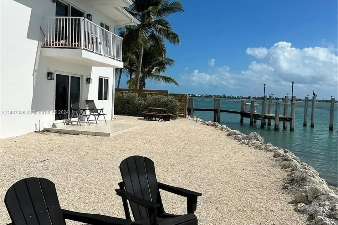1215 97th St - View 3
