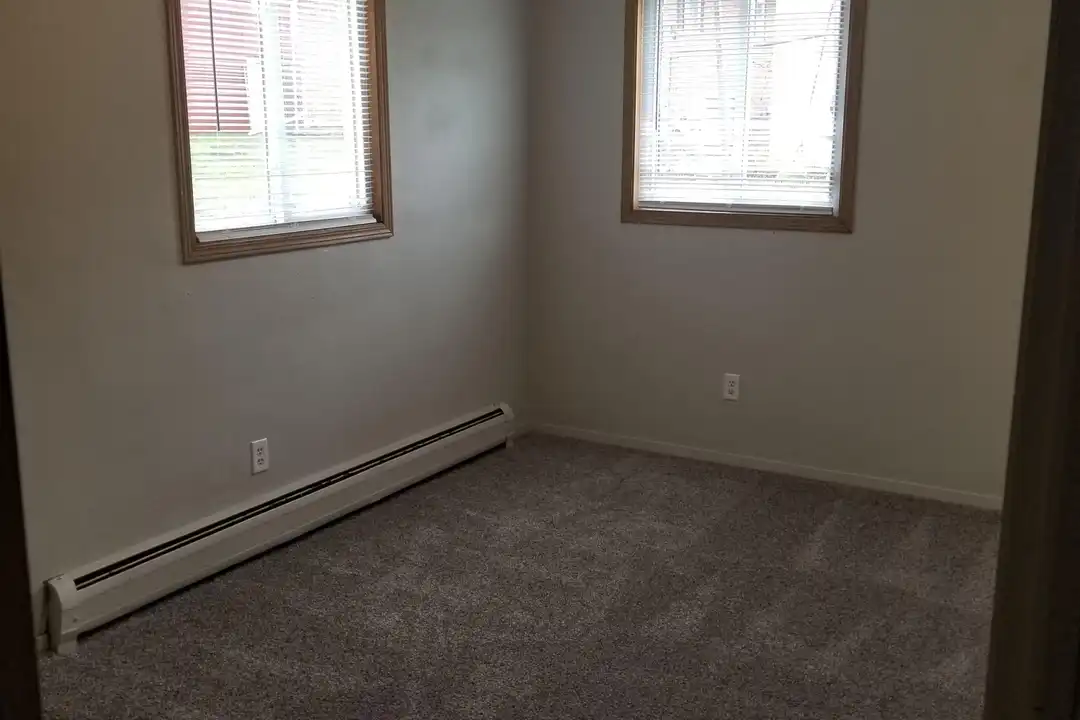 1107 19th St S unit 2 - View 5