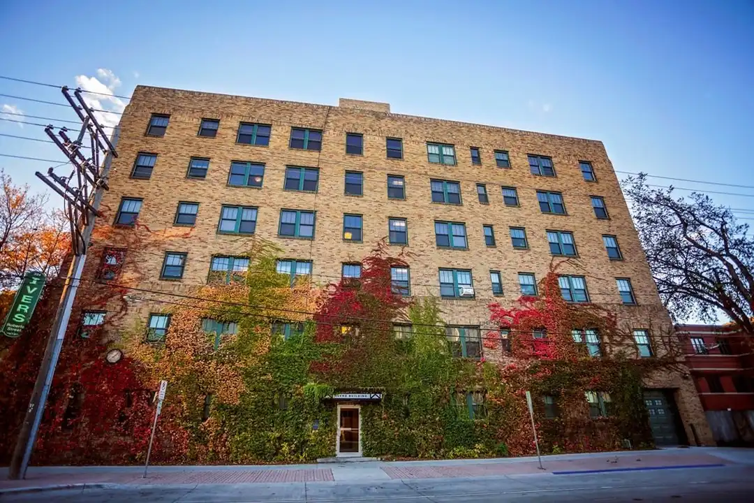 654 4th Ave N unit 603 – photo 1