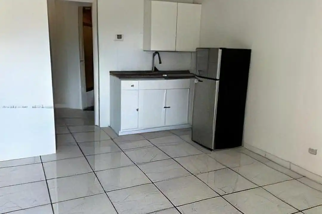 61 Diplomat Pkwy – photo 1 of 8