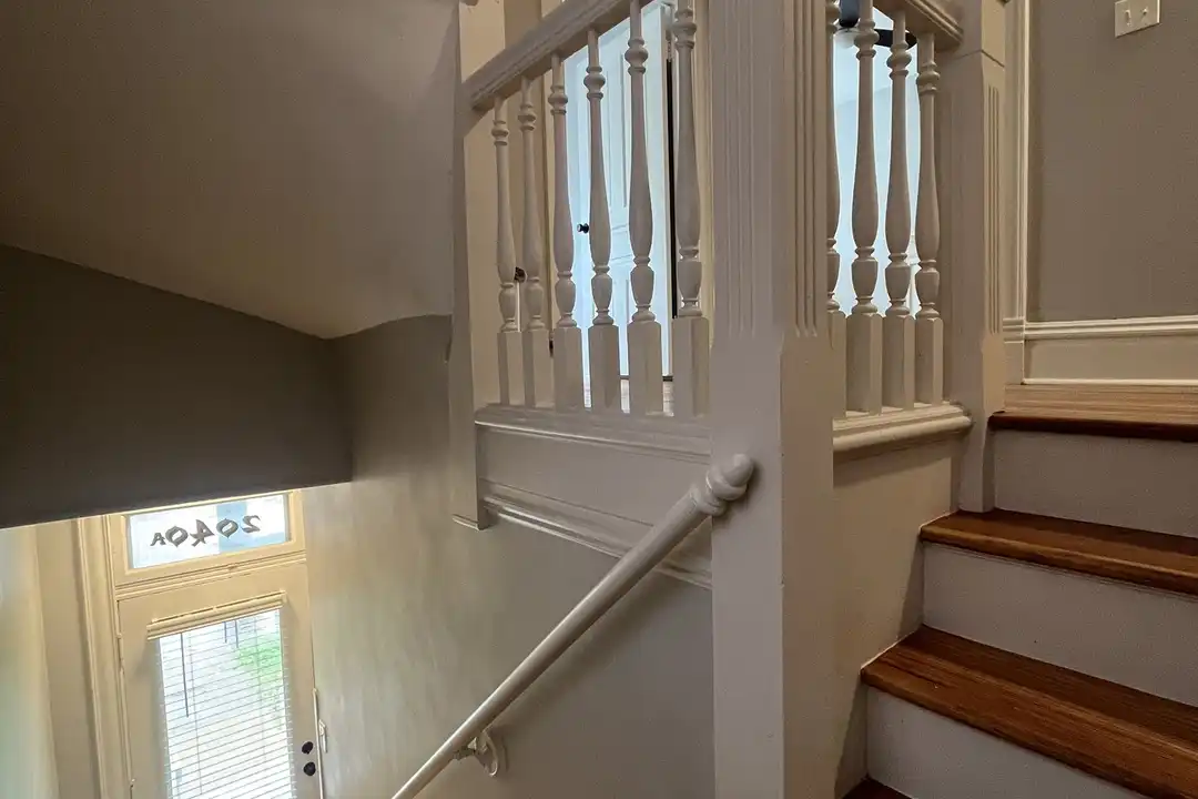 2040 Russell Blvd unit 2040 Russell Blvd 2F – photo 1