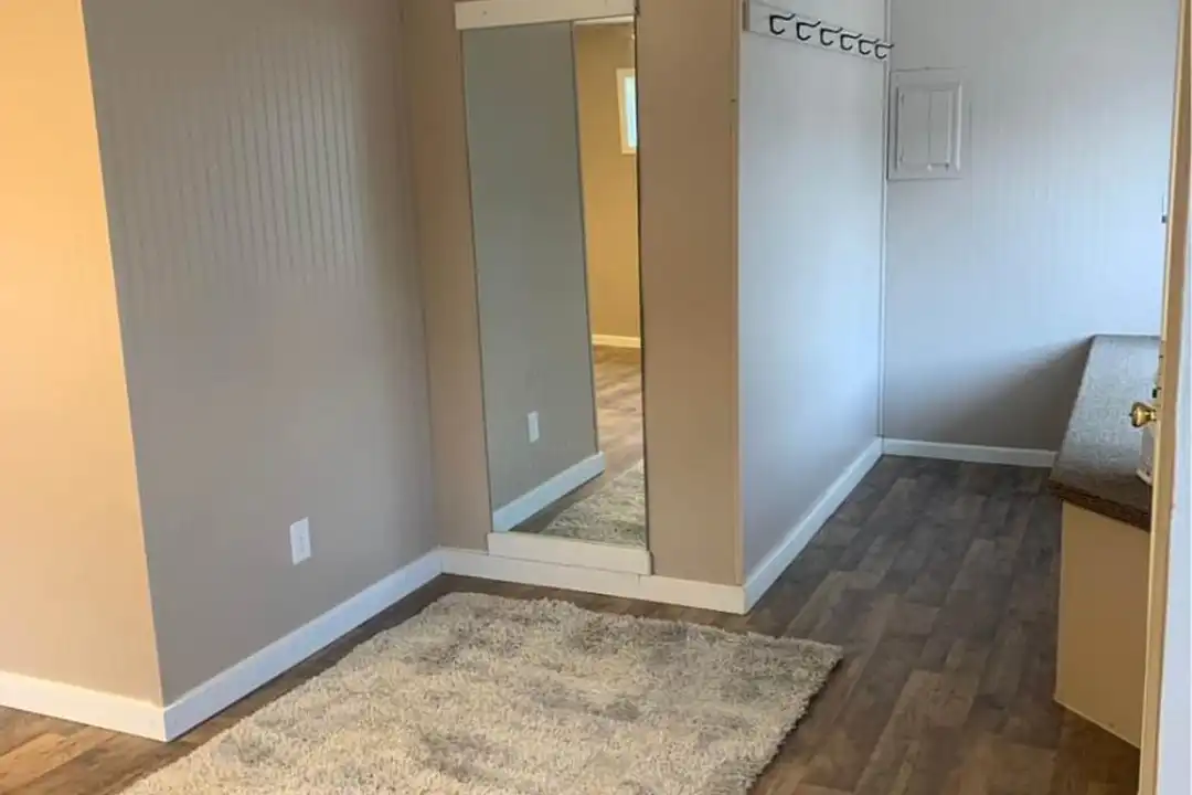 818 Highland Ave unit C - View 4