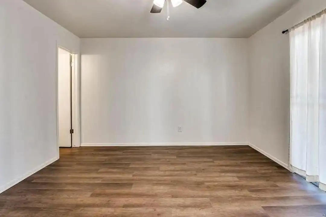 8801 St George Way - View 4