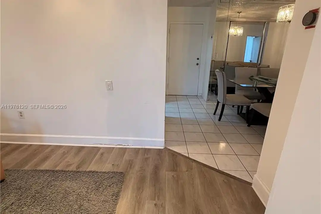16851 NE 23rd Ave unit B304 - View 5
