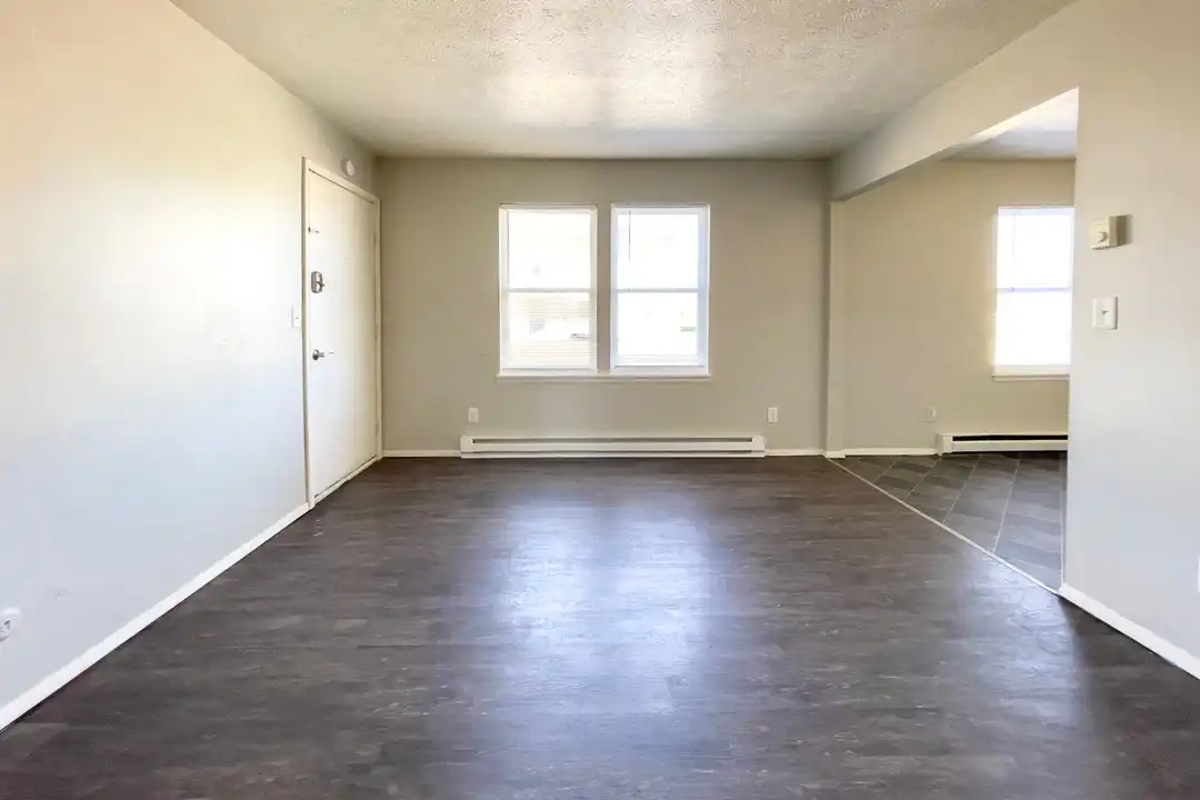 1701 E 14th St unit Apt. 01 - View 6