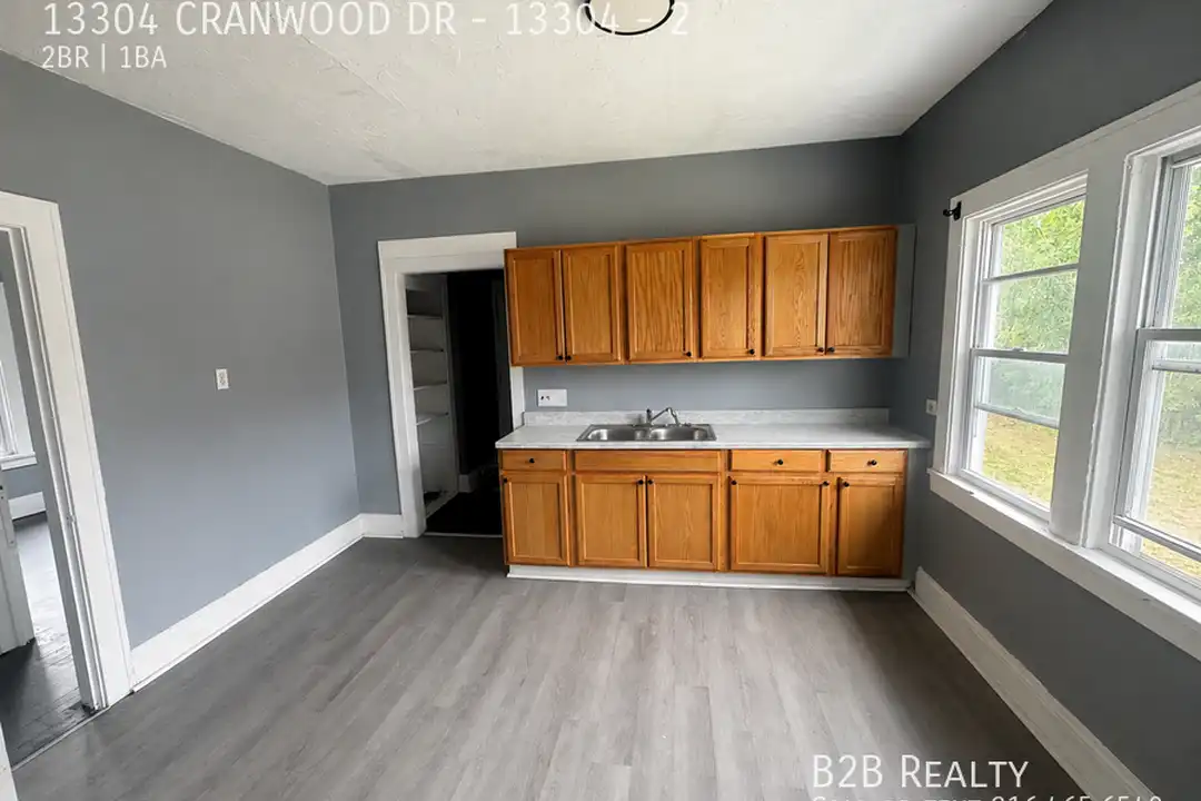 13304 Cranwood Dr unit 13304 – photo 1 of 27
