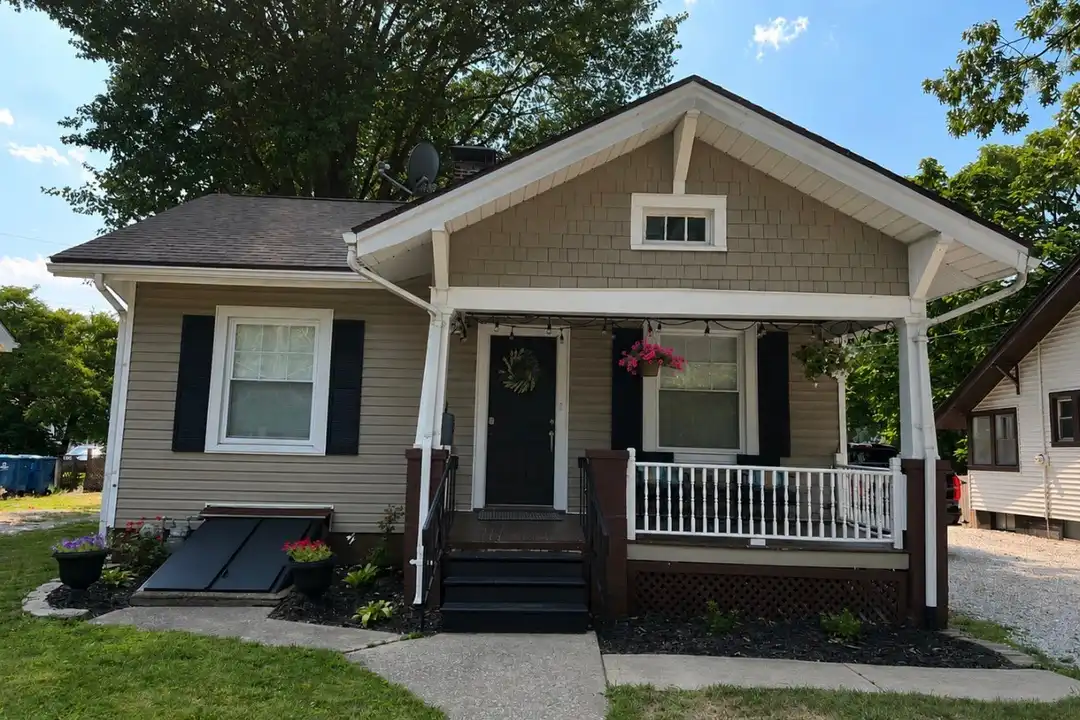 851 Madison Ave – photo 1