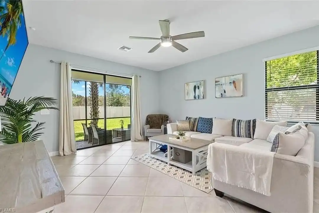 14129 Pine Lodge Ln - View 5