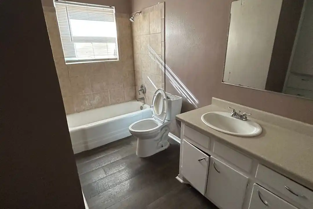 1614 58th St unit A - View 2
