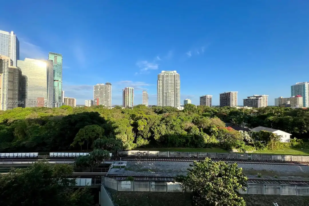 1600 SW 1st Ave unit 705 - View 3
