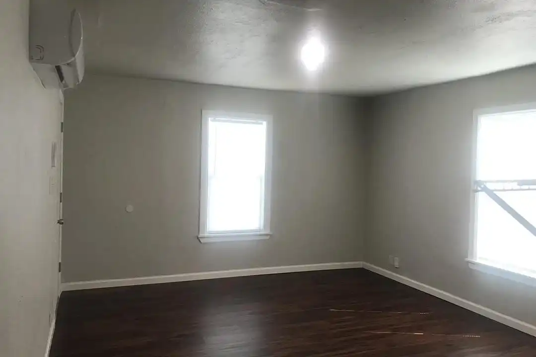 Apartment in Galena Park - More