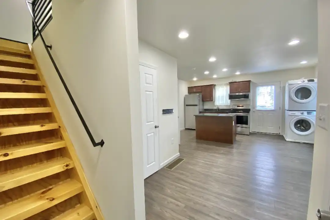738 Bloom Rd unit U102 - View 6
