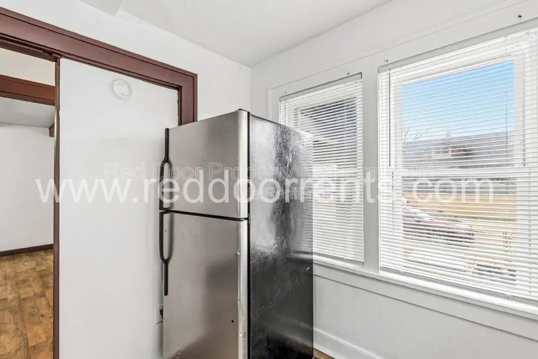 408 N Oakland Ave unit A - Prikaz 4