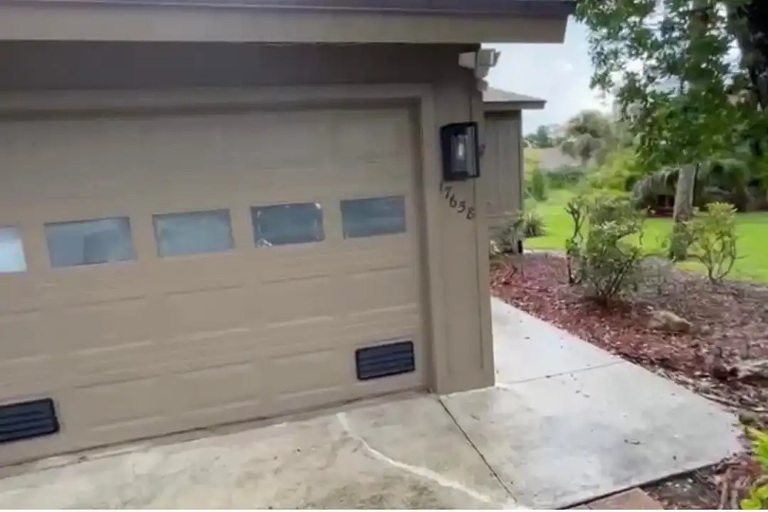 House in Fort Myers - View 2