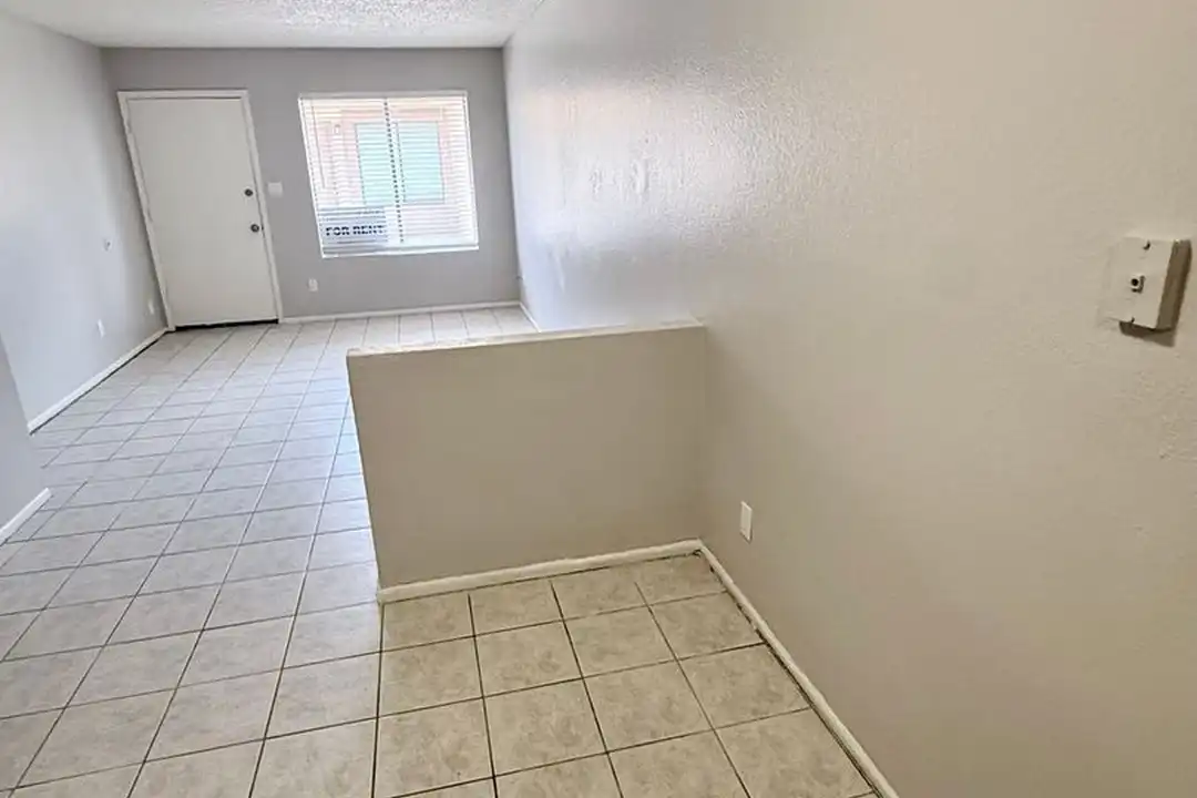 44 S Williams unit Williams 44 #15 - View 5