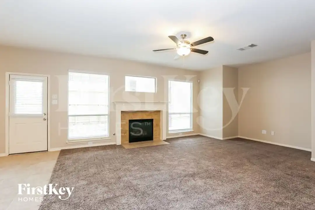 18210 Olive Tree Ct - View 3
