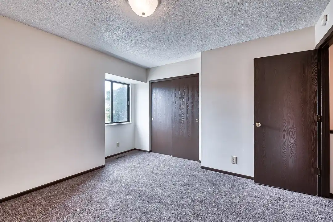 Wheeling Station Apartments – photo 1 of 19