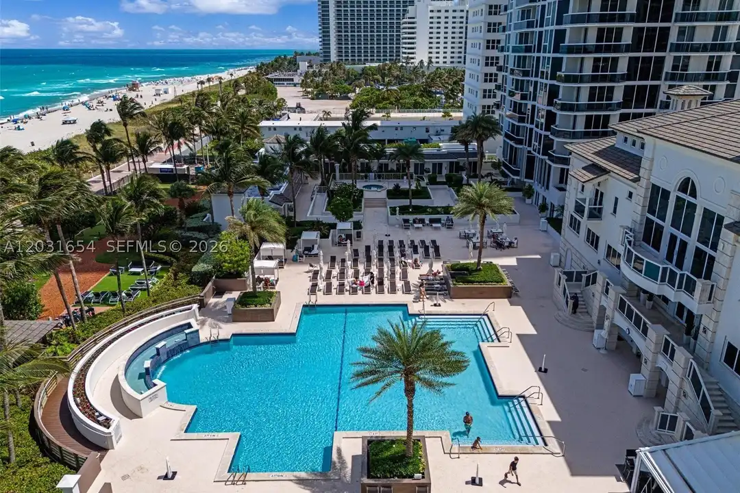 4779 Collins Ave #2305 - View 3