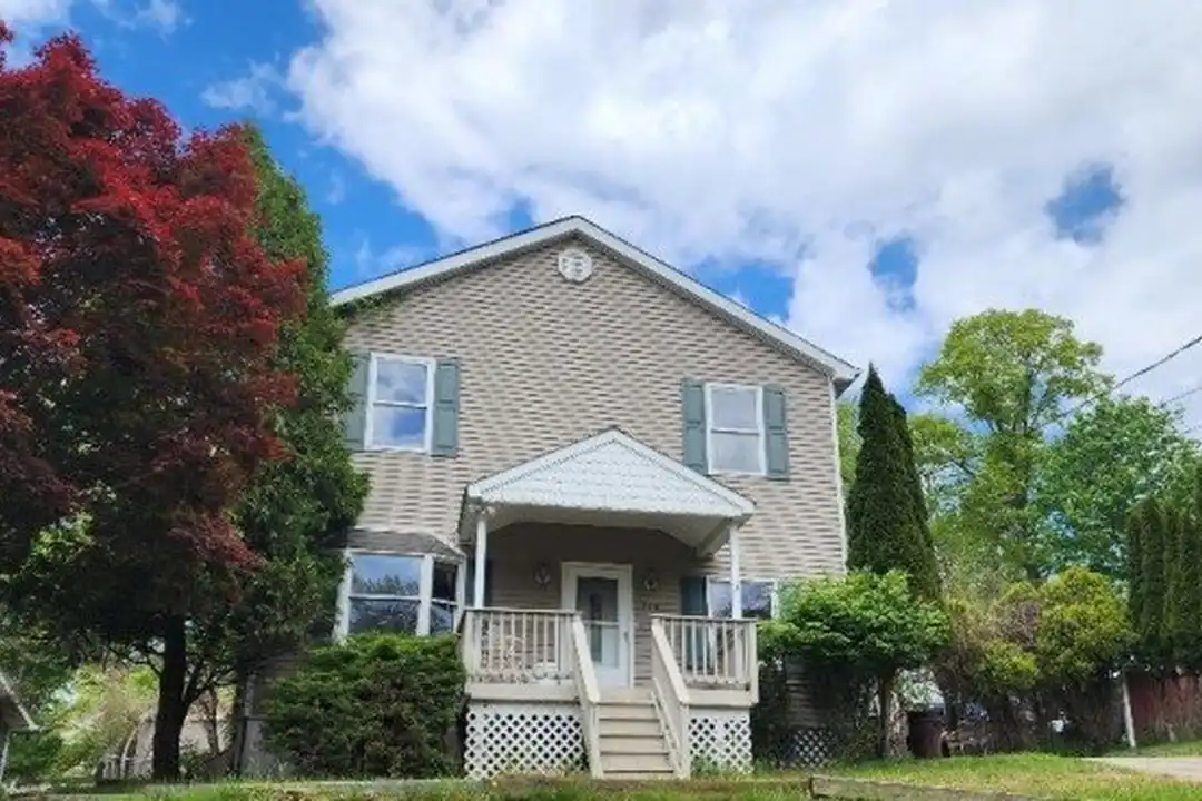 306 Nariticong Ave – photo 1 of 23