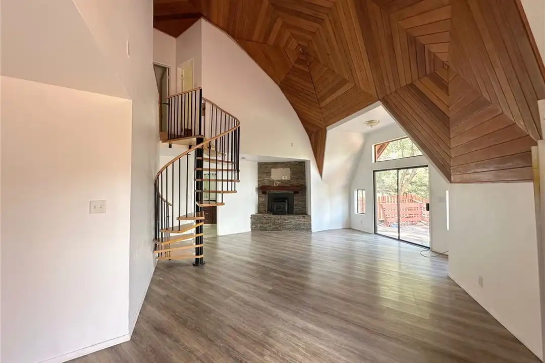 House in Pine Mountain Club - View 2