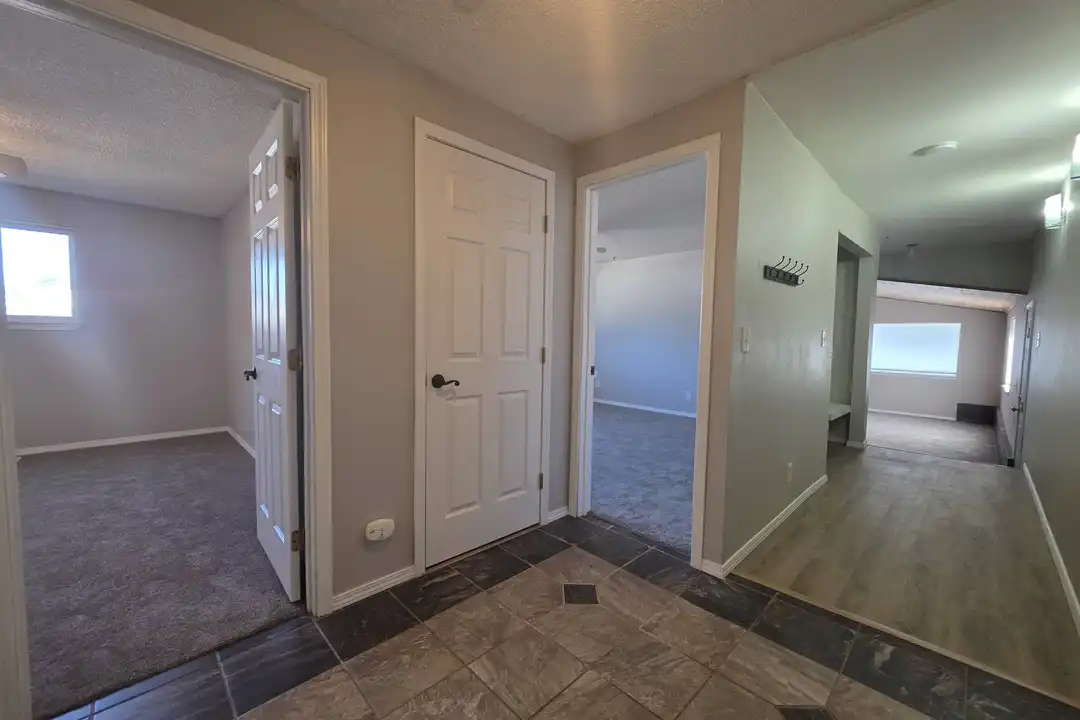 7113 W Arrowhead Ave - View 3