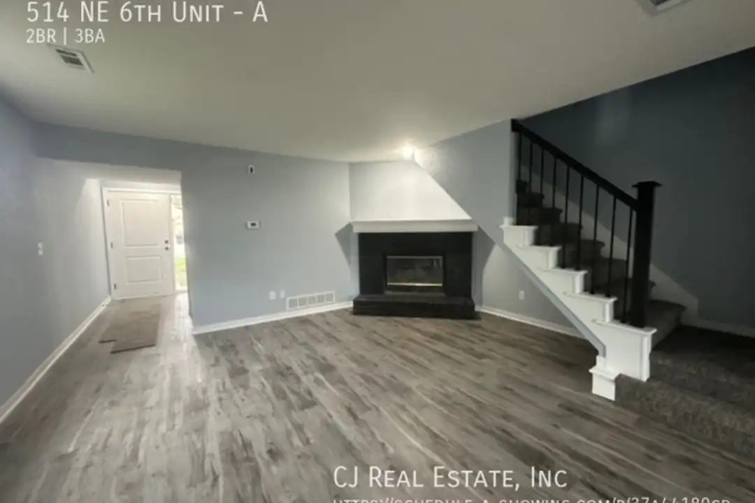 514 NE 6th St - View 2