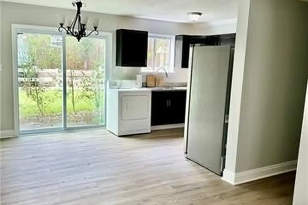 Apartment in Bogalusa - View 4