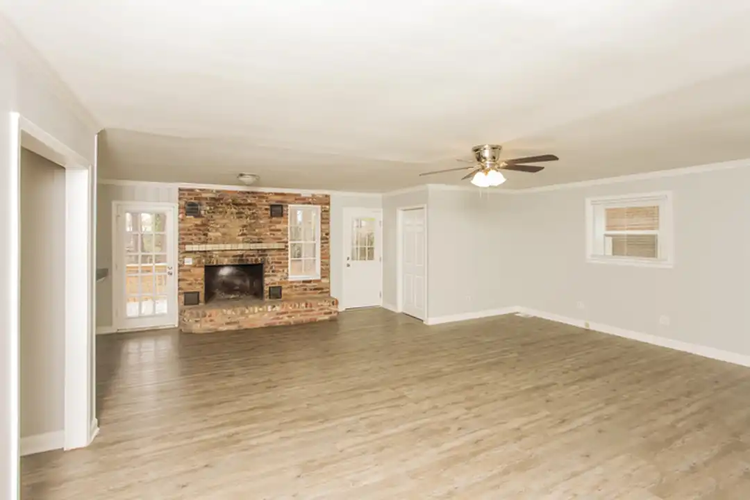 448 Pitney Rd - View 5
