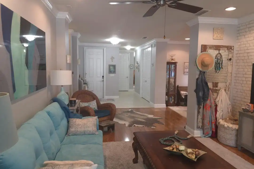 132 Hidden Palms Ln #101 - More