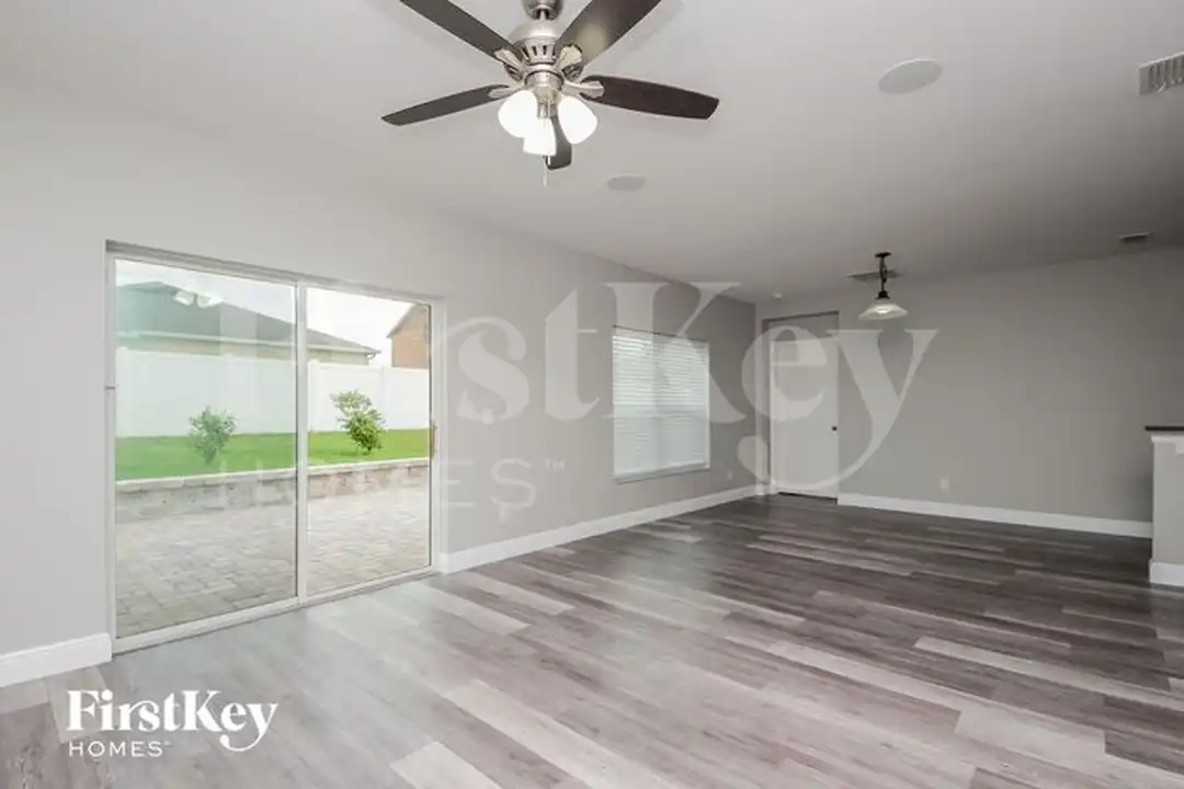347 Iron Wood Dr - View 4