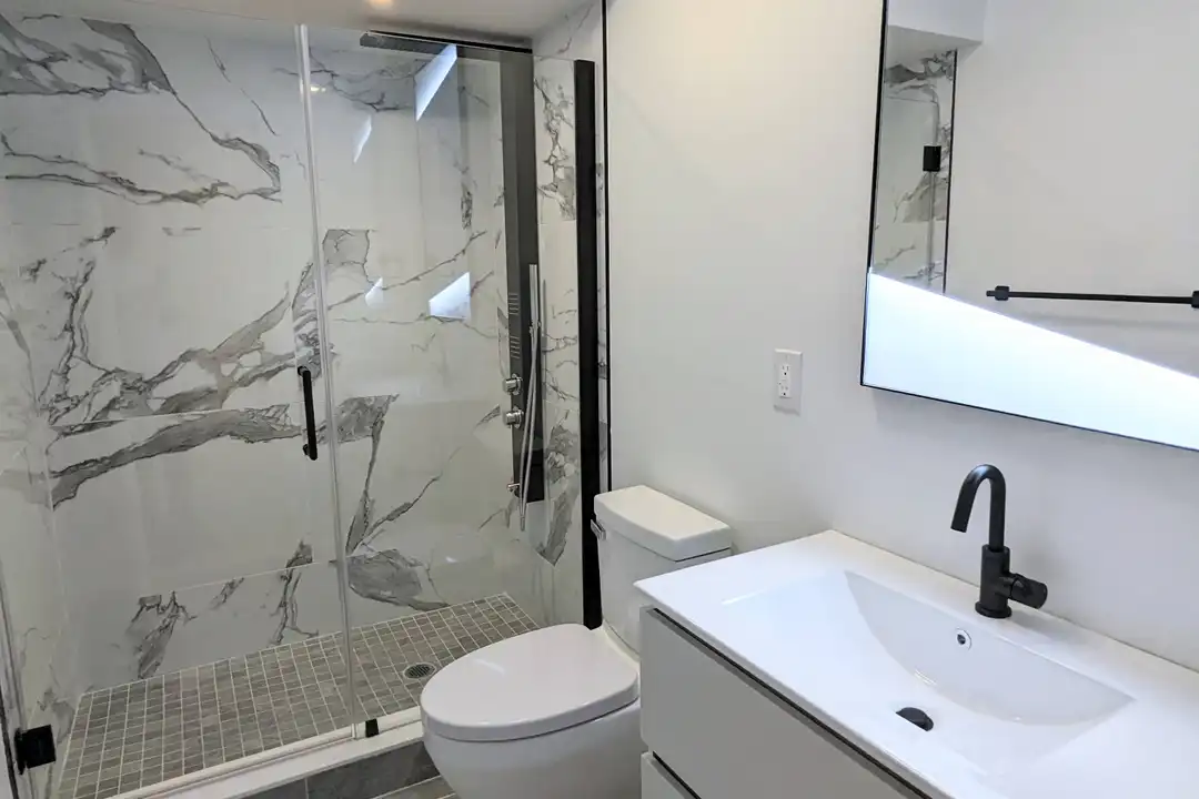 3015 W Oxford St unit 1 - View 6