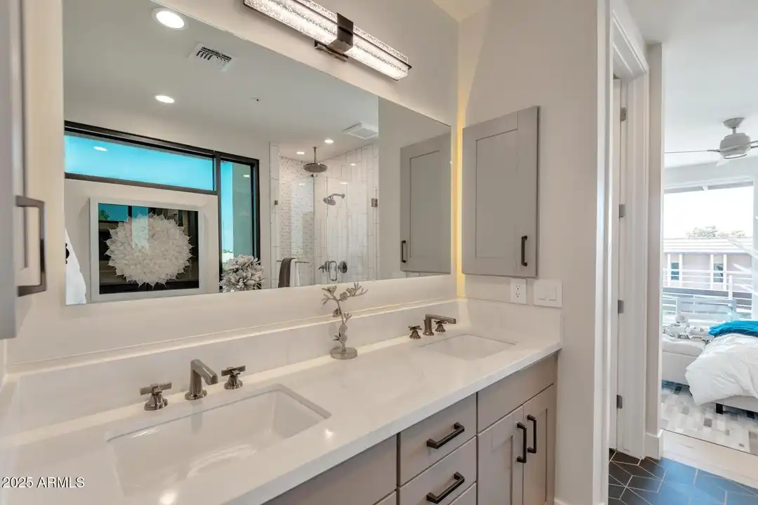 7550 E Osborn Rd #1001 - View 5