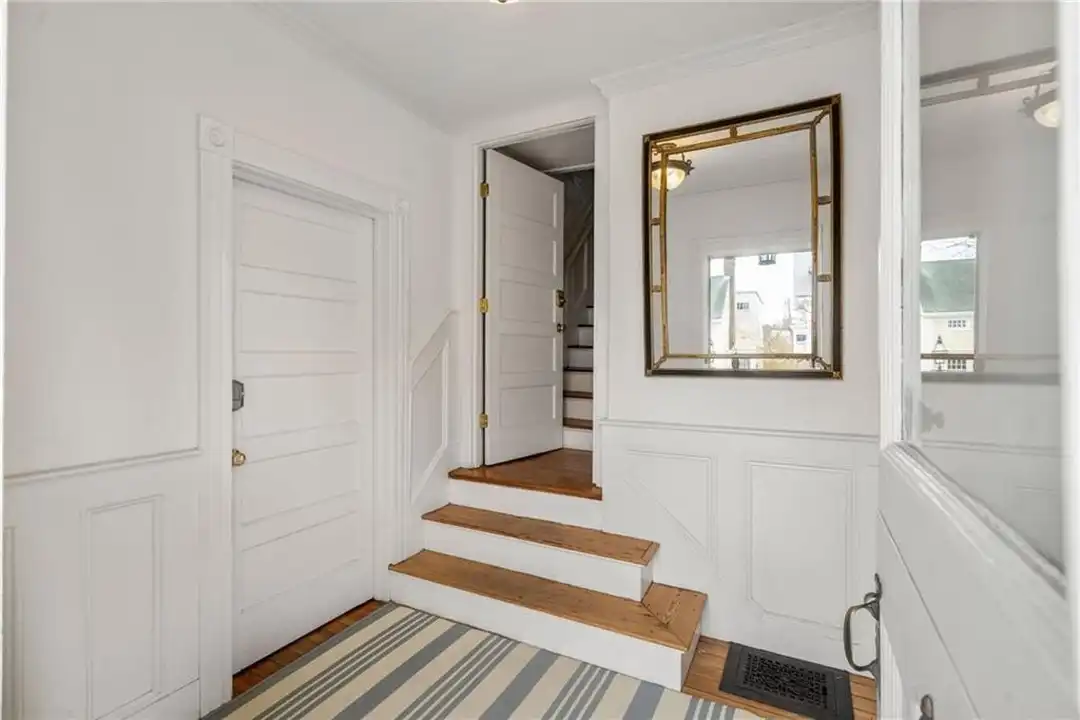 34 Bull St - View 2