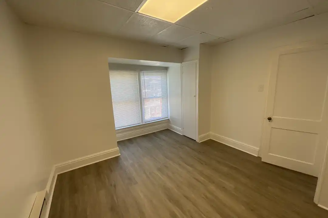 834 E Philadelphia St unit 3 - More