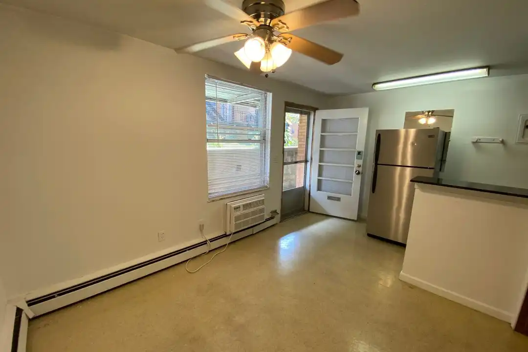1472 Neil Ave unit 1490 E - View 4