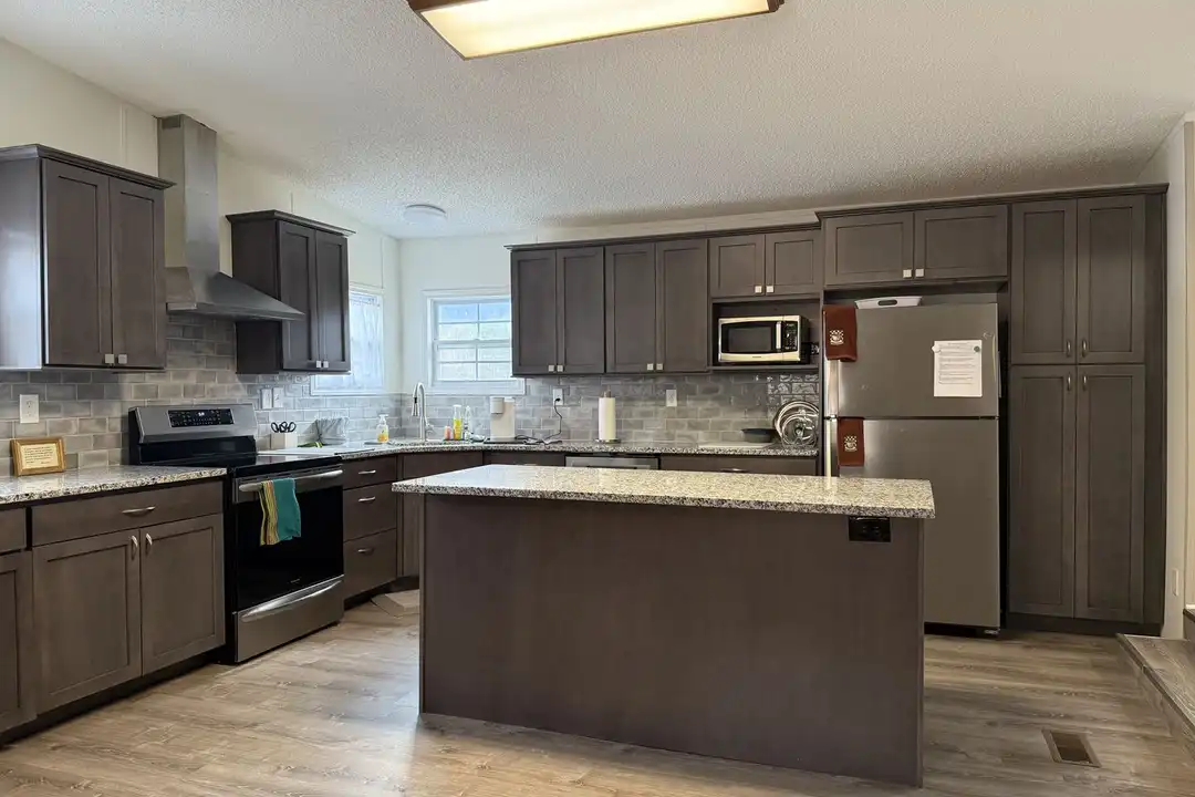 15 Asa Ct - More