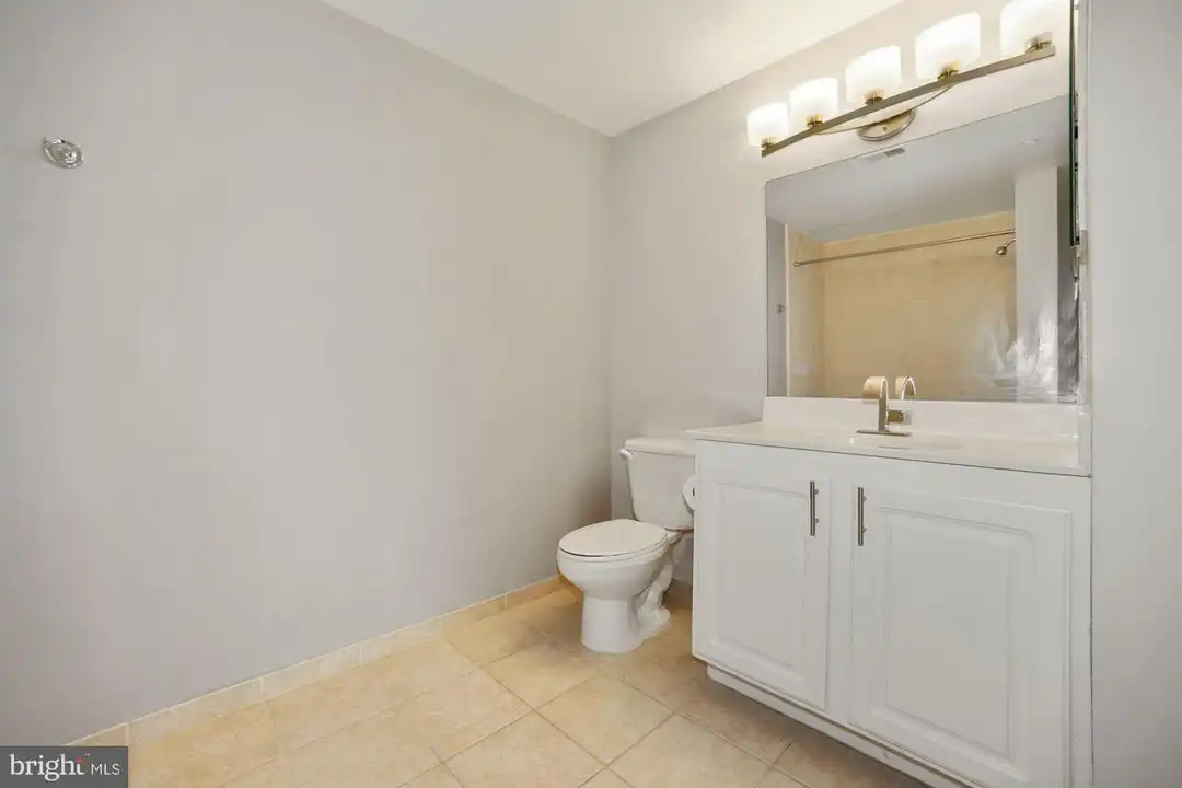350 G St SW #N522 - View 6