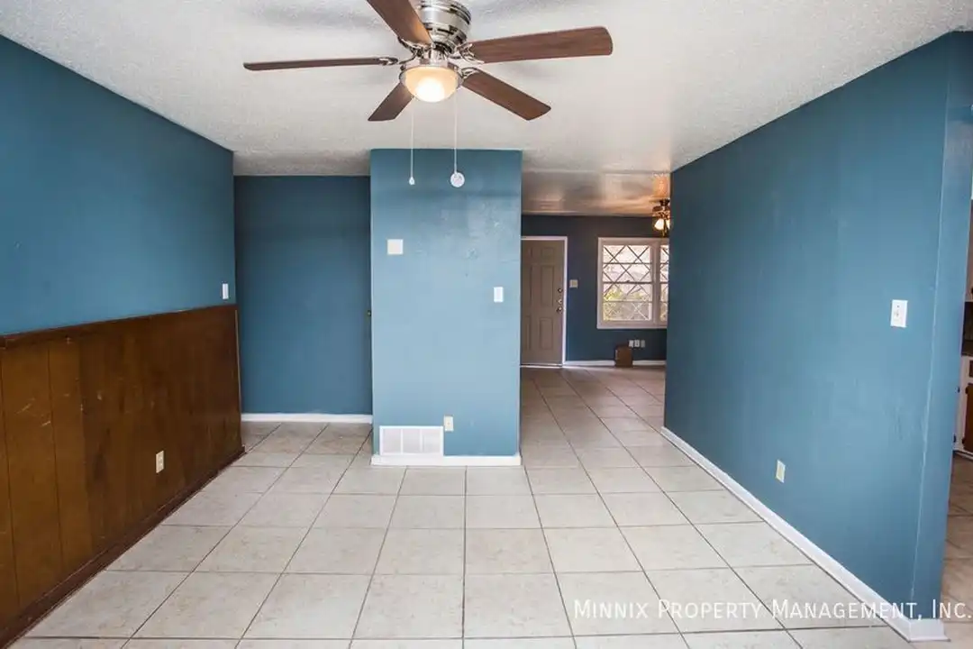 5442 6th St - View 6
